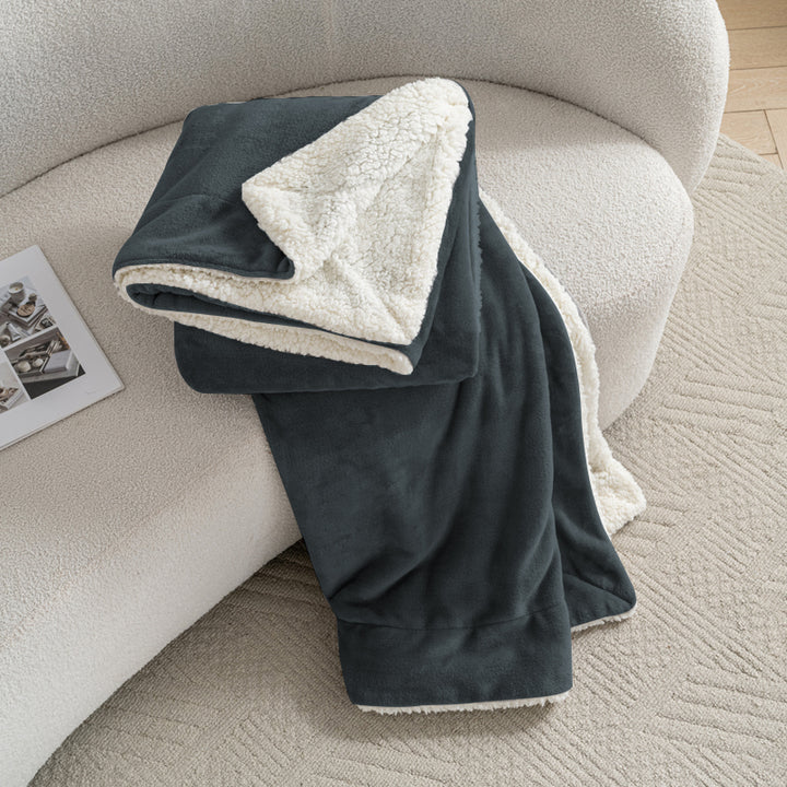 Celesta Sherpa Decke - Zweiseitige Super Flausch Fleecedecke