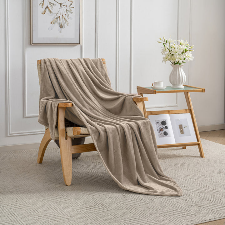 Celesta Flanell Kuscheldecke - Oeko-Tex Flauschig Decke