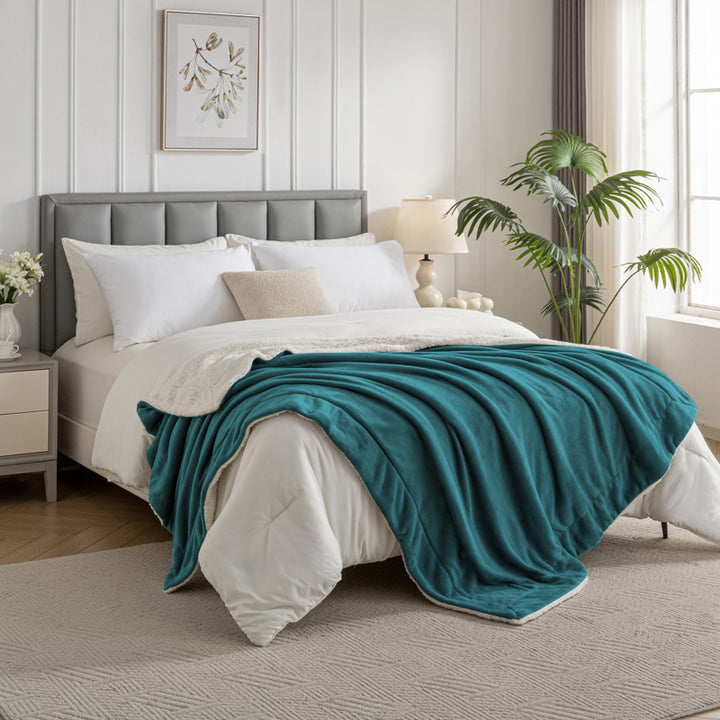 Celesta Sherpa Decke - Zweiseitige Super Flausch Fleecedecke